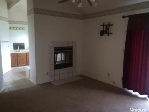 936 Yellow Brick Rd, Modesto, CA 95351 photo 9