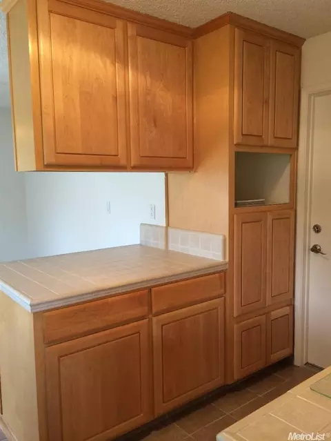 1900 Lobero Ln, Modesto, CA 95355 photo 10