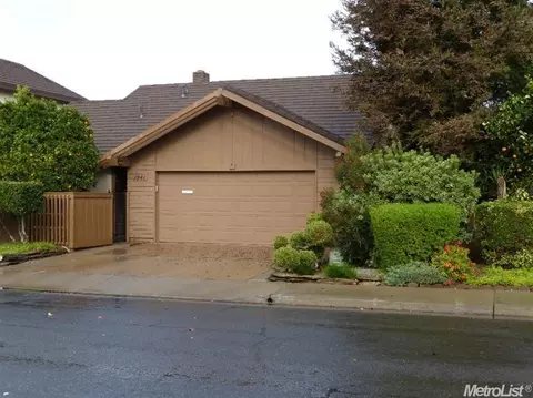 1941 Bur Oak Dr, Modesto, CA 95354 photo 2