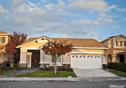 1288 Michael Dr, Tracy, CA 95377 photo 2