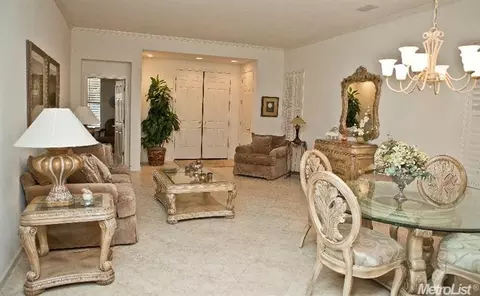 1288 Michael Dr, Tracy, CA 95377 photo 4