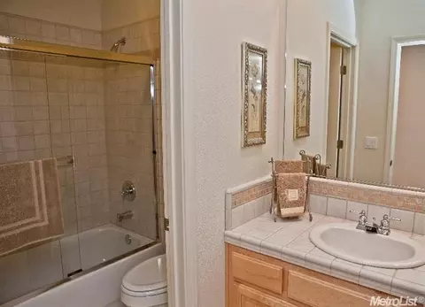 1288 Michael Dr, Tracy, CA 95377 photo 17