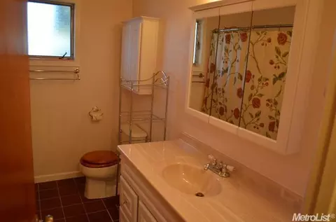 474 Valley Ave, Lodi, CA 95240 photo 15