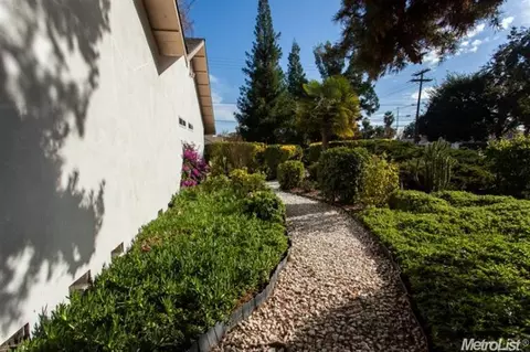 2491 N Berkeley Ave, Turlock, CA 95382 photo 12