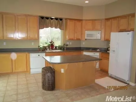 513 Kay Ct, Folsom, CA 95630 photo 4