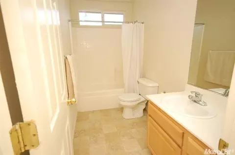 38 Brangus Ln, Patterson, CA 95363 photo 9