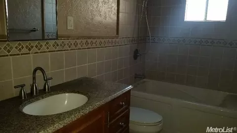 2813 Joy Ave, Ceres, CA 95307 photo 3