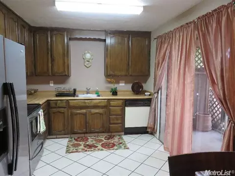 813 Panama Dr, Modesto, CA 95351 photo 10
