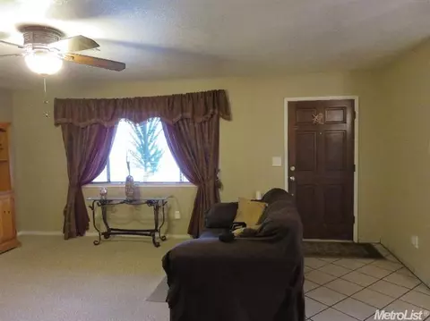 813 Panama Dr, Modesto, CA 95351 photo 5