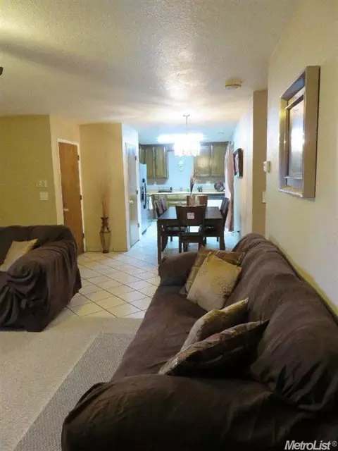 813 Panama Dr, Modesto, CA 95351 photo 9