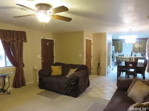 813 Panama Dr, Modesto, CA 95351 photo 8