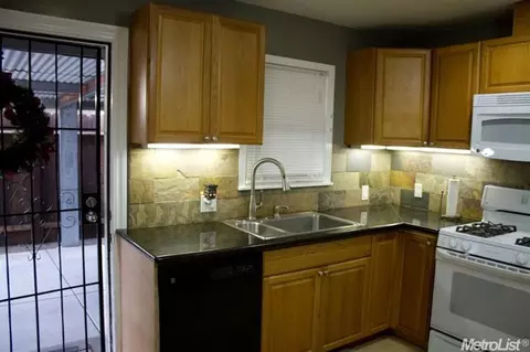 105 C St, Empire, CA 95319 photo 4