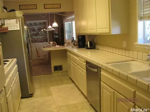 4404 Jan Dr, Carmichael, CA 95608 photo 8