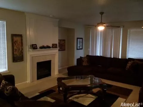1704 Garibaldi Ct, Modesto, CA 95358 photo 2