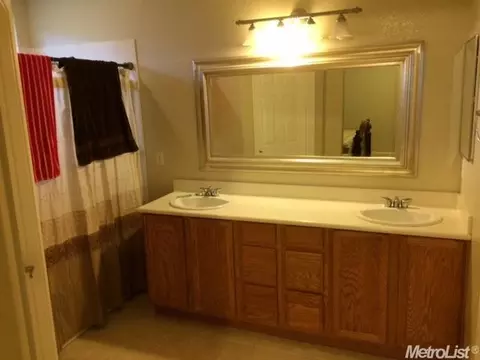 1704 Garibaldi Ct, Modesto, CA 95358 photo 9