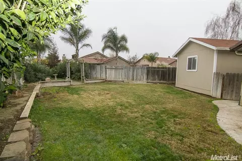 7429 Chris Albert Ct, Hughson, CA 95326 photo 19