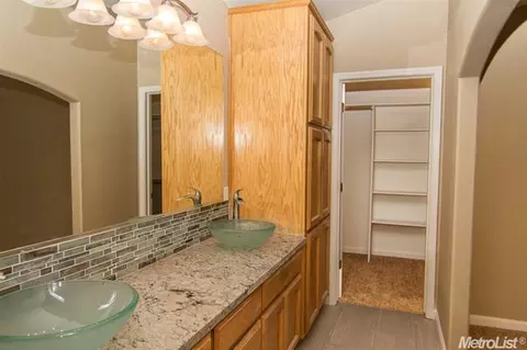 7429 Chris Albert Ct, Hughson, CA 95326 photo 16