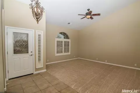 7429 Chris Albert Ct, Hughson, CA 95326 photo 9