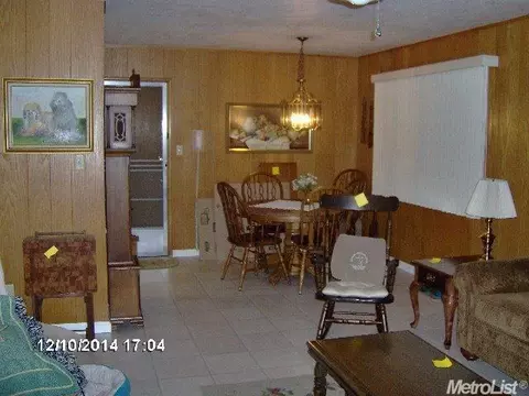 1704 Crestview Dr, Modesto, CA 95355 photo 4