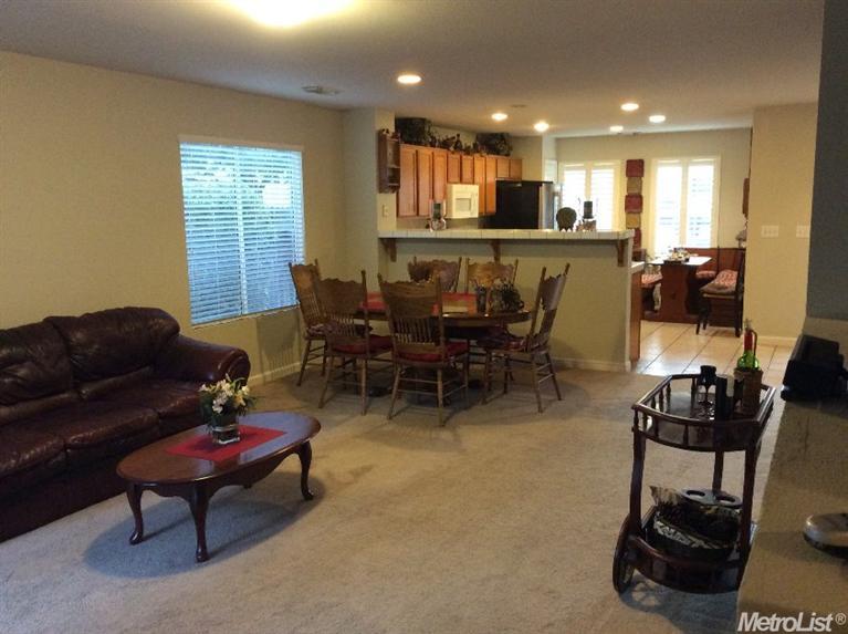 342 Goshawk, Patterson, CA 95363 photo 6
