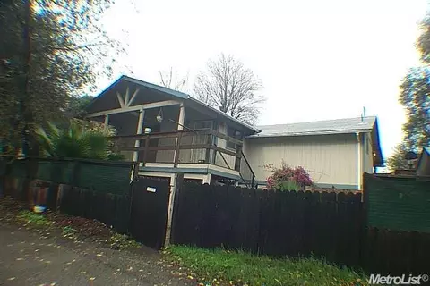 1087 E Willow Ave, Manteca, CA 95337 photo 1