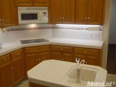 1505 Westbrook Ct, Modesto, CA 95358 photo 4
