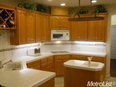 1505 Westbrook Ct, Modesto, CA 95358 photo 3