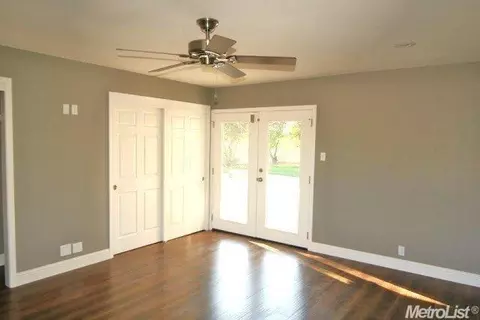 1449 Crawford, Modesto, CA 95357 photo 14