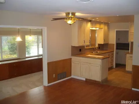 2337 Edgebrook Dr, Modesto, CA 95354 photo 4