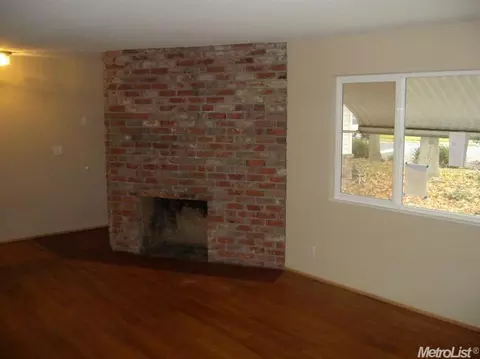 2337 Edgebrook Dr, Modesto, CA 95354 photo 3