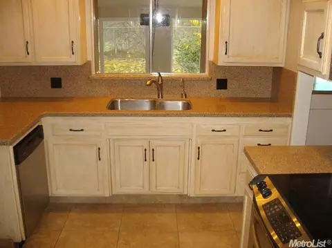 2337 Edgebrook Dr, Modesto, CA 95354 photo 10