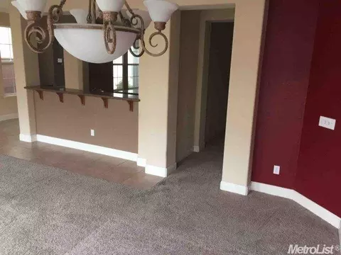2057 Holt Dr, Lodi, CA 95242 photo 6