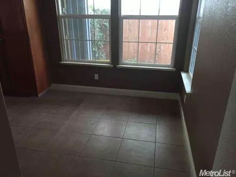2057 Holt Dr, Lodi, CA 95242 photo 16
