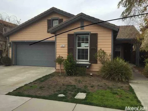 2057 Holt Dr, Lodi, CA 95242 photo 1