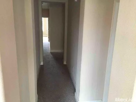 2057 Holt Dr, Lodi, CA 95242 photo 8