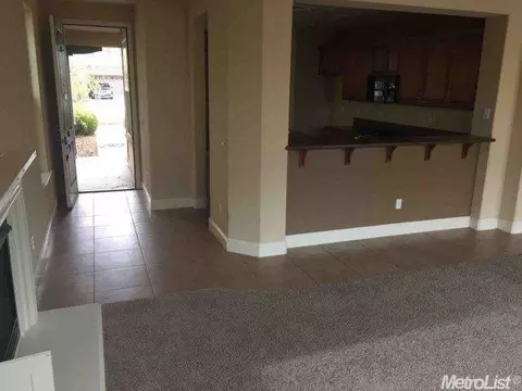 2057 Holt Dr, Lodi, CA 95242 photo 3