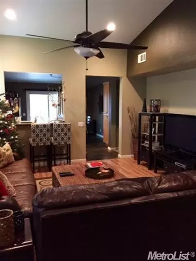 1651 E Springer Dr, Turlock, CA 95382 photo 4