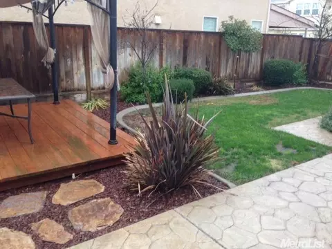 1651 E Springer Dr, Turlock, CA 95382 photo 8