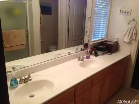 1651 E Springer Dr, Turlock, CA 95382 photo 10
