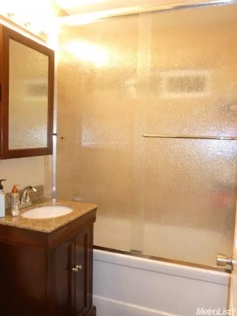 904 Hawthorne Ave, Modesto, CA 95350 photo 7