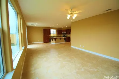 1472 Field Dr, Turlock, CA 95380 photo 7