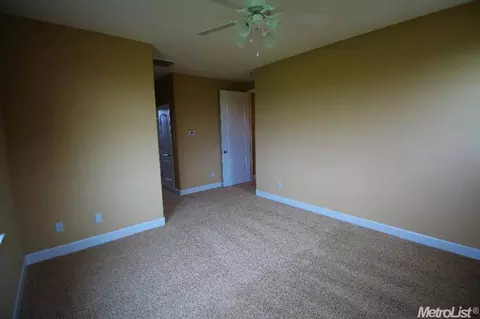 1472 Field Dr, Turlock, CA 95380 photo 16