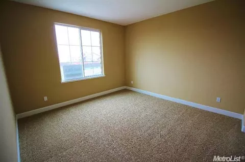 1472 Field Dr, Turlock, CA 95380 photo 11