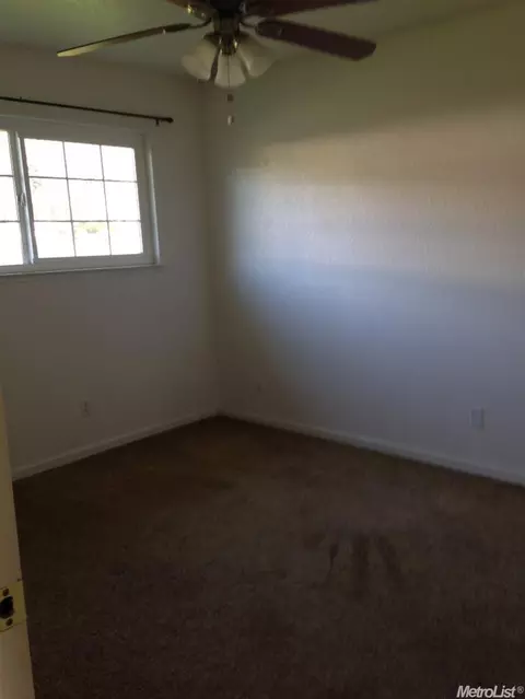 1705 Loughborough Dr, Merced, CA 95348 photo 6
