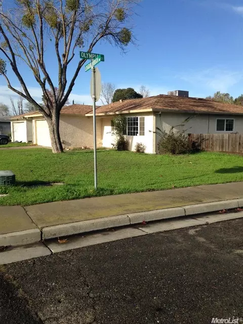 1705 Loughborough Dr, Merced, CA 95348 photo 2