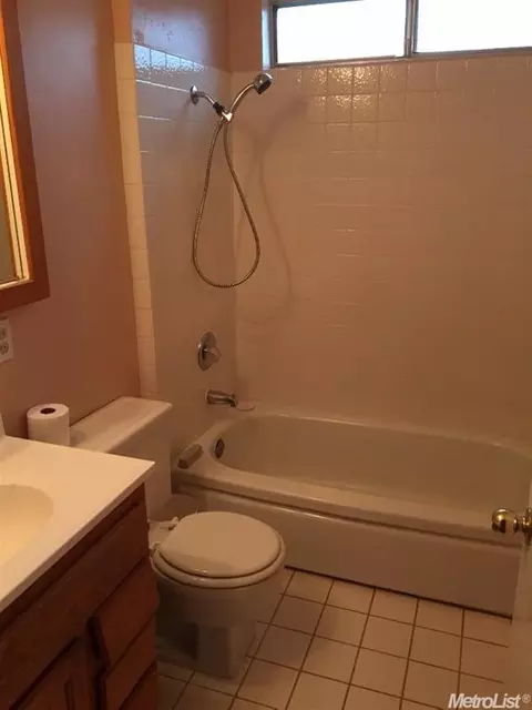5311 Flagstone St, Carmichael, CA 95608 photo 6
