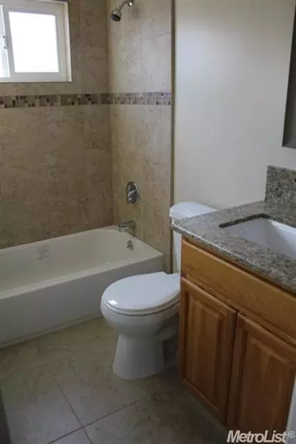 818 Frank Ct, Manteca, CA 95336 photo 5