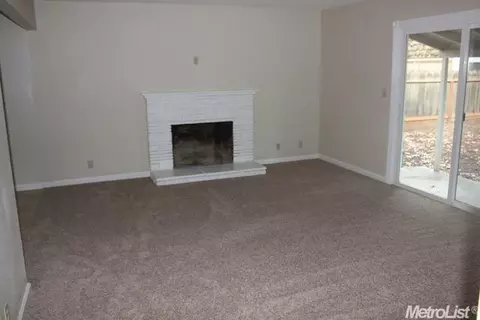 818 Frank Ct, Manteca, CA 95336 photo 4