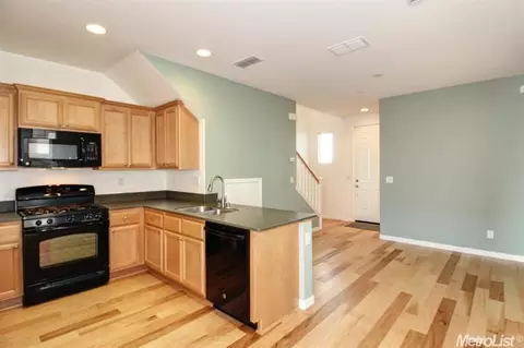 3671 Nido Ter, Davis, CA 95618 photo 9