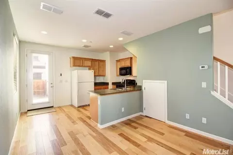 3671 Nido Ter, Davis, CA 95618 photo 5